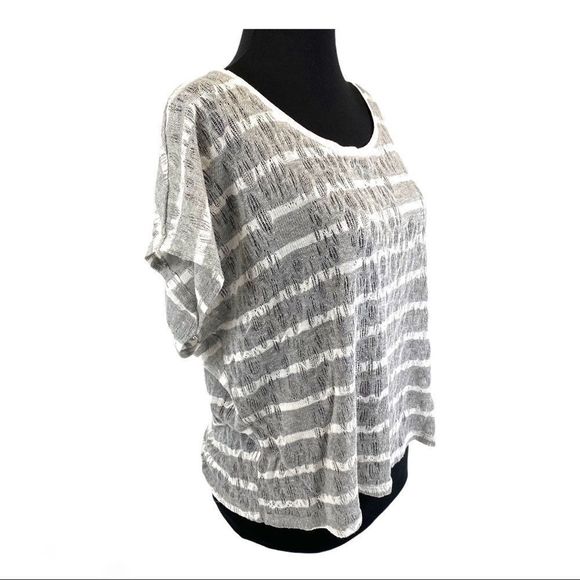 Forever 21 grey and white pointelle knit -M - Picture 6 of 11